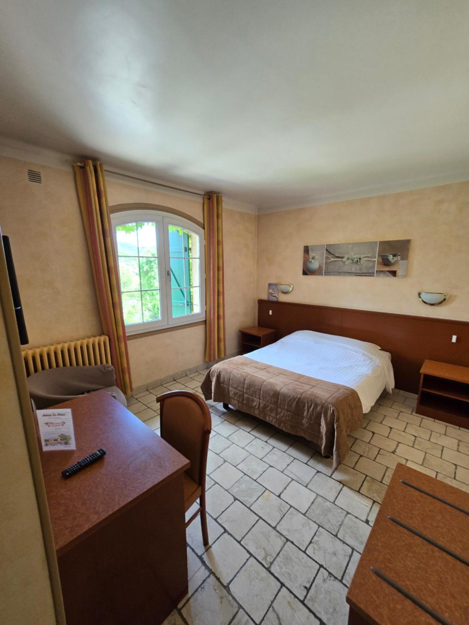 Auberge Les Aromes Grasse Eksteriør bilde